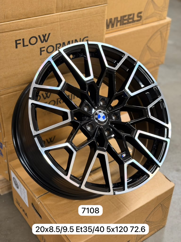 BMW 7108